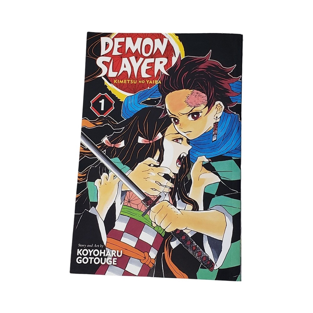 Demon Slayer Kimetsu no Yaiba Vol 1 Manga Koyoharu Gotouge Shonen Jump English